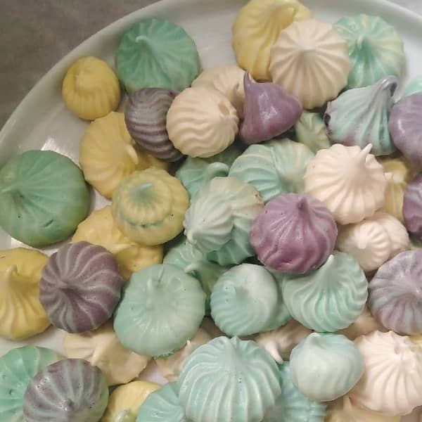 طرز تهیه شیرینی پفکی مرنگ خوشمزه و ساده با نکات کامل