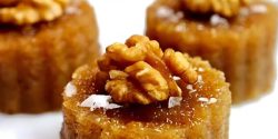 طرز تهیه حلوای سمولینا خوشمزه و مجلسی با نکات کامل