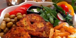طرز تهیه کتلت بوقلمون خوشمزه و مخصوص با نکات