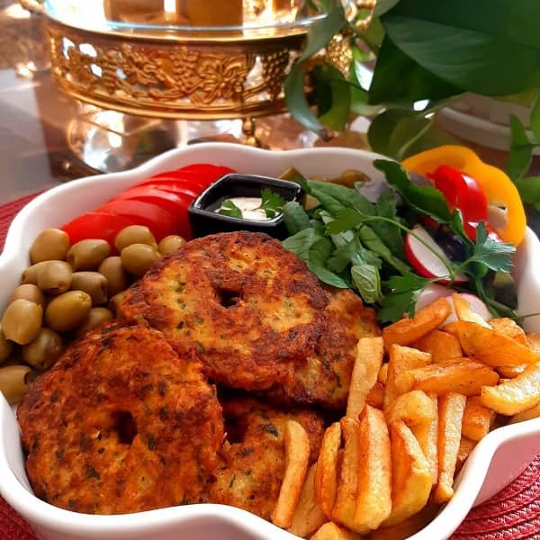 طرز تهیه کتلت بوقلمون خوشمزه و مخصوص با نکات
