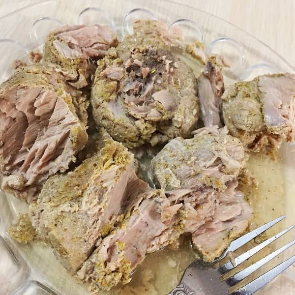 طرز تهیه تن ماهی خانگی خوشمزه و مخصوص با نکات کامل