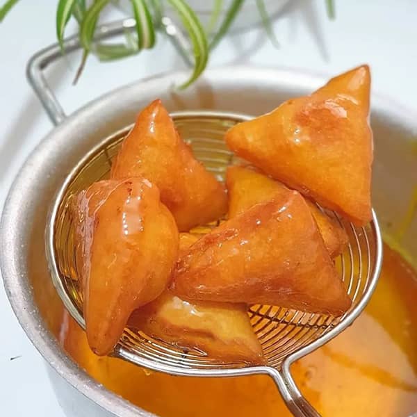 طرز تهیه شیرینی قشطیه خوشمزه و مخصوص با نکات کامل