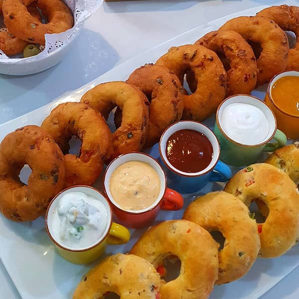 طرز تهیه دونات پیتزایی خوشمزه و مخصوص با نکات کامل