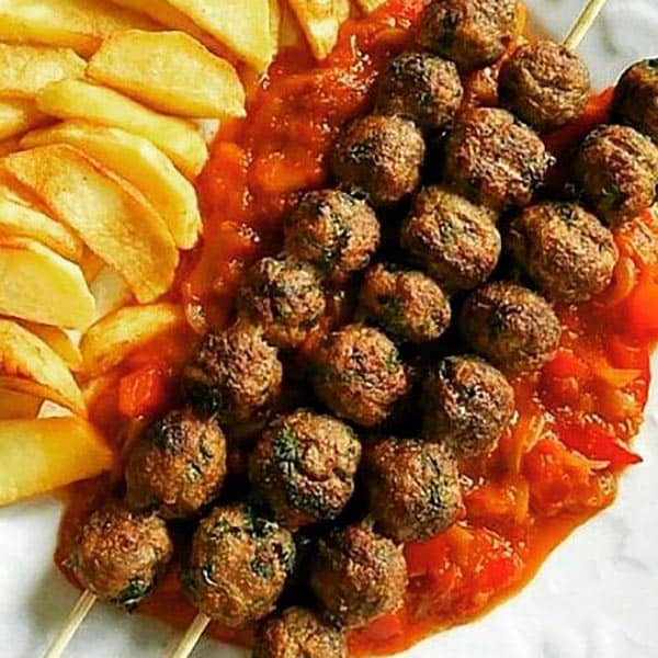 طرز تهیه کوفته دنیزلی؛ این غذای خوشمزه ترکیه ای را حتما درست کنید!