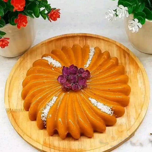 طرز تهیه حلوا سه آرد مجلسی؛ به جای حلوای ساده اینو درست کنید!