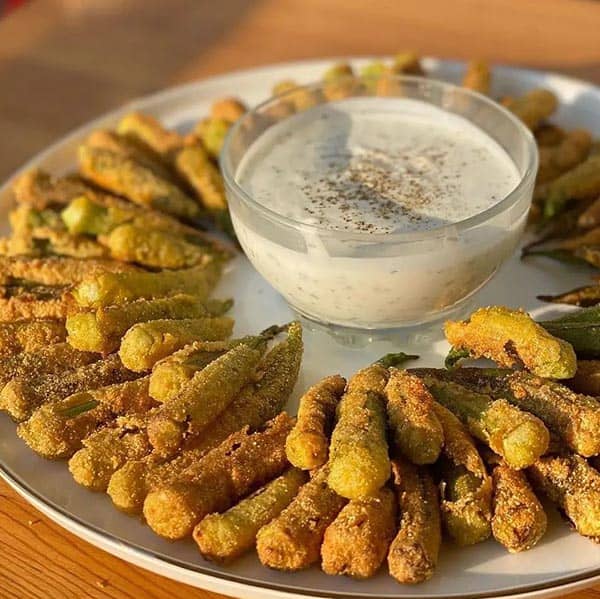 طرز تهیه بامیه سوخاری؛ پیش غذای مجلسی برای مهمونی های مهم