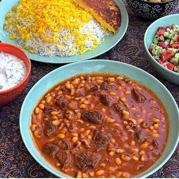 طرز تهیه خورش ترشی قورمه؛ یه بار بخوری عاشقش میشی!