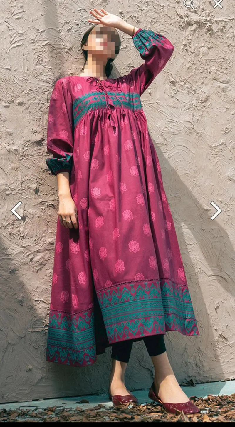 پیراهن بلند سنتی زنانه