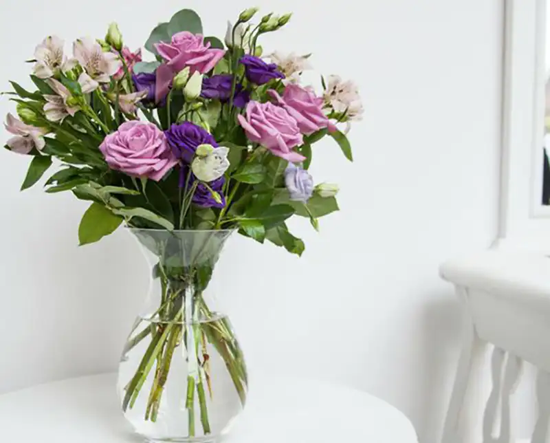 گلدان شیشه ای شیک کوچک