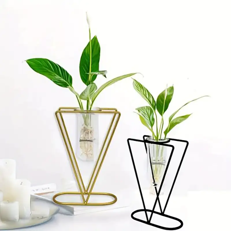 گلدان شیشه ای شیک کوچک