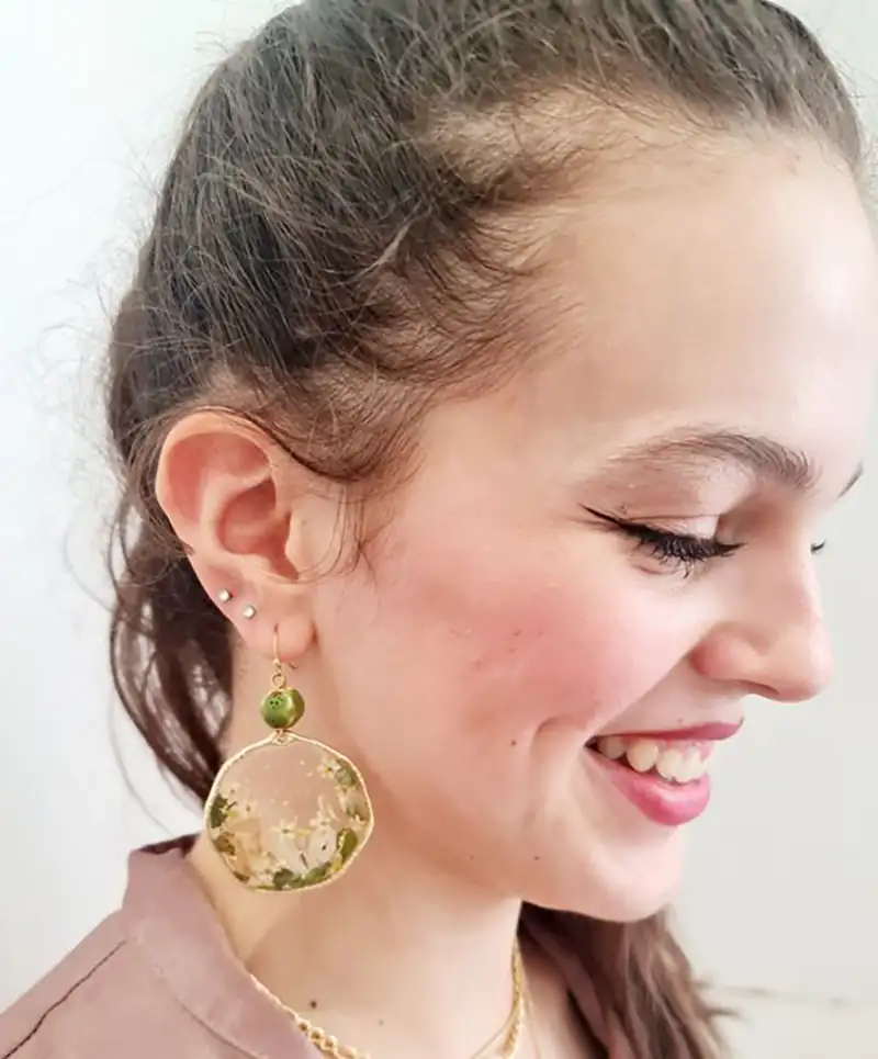 گوشواره رزینی زنانه