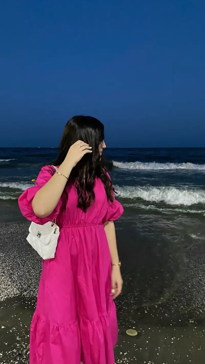 لباس ساحلی صورتی تابستانی 2024