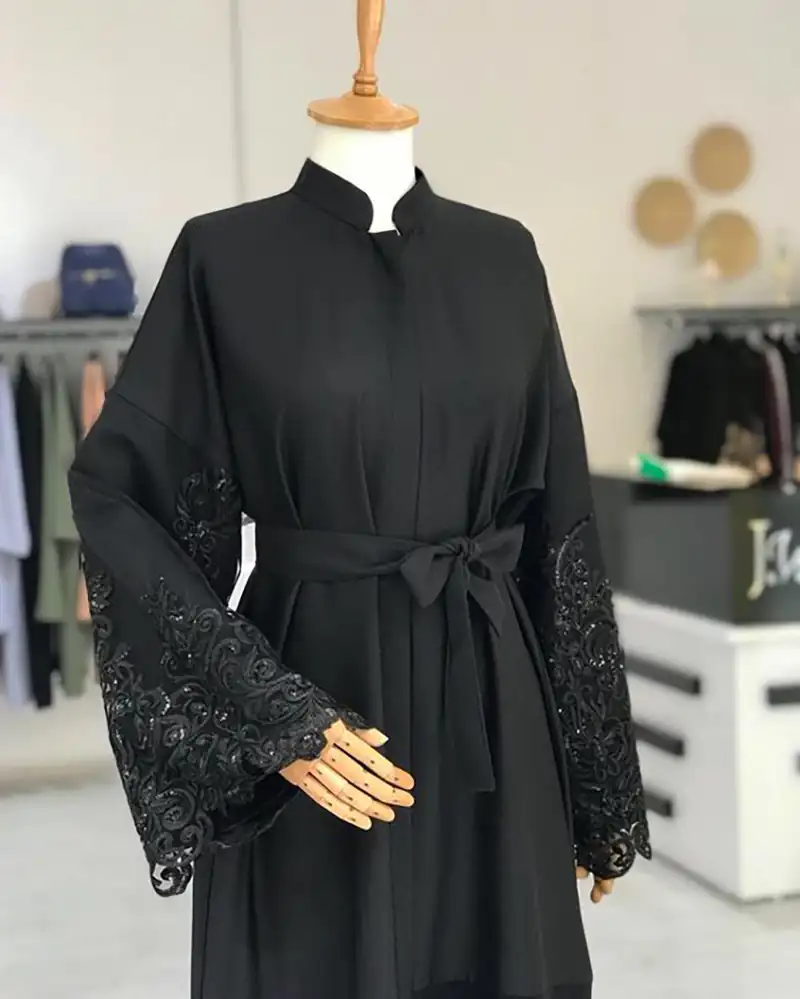 مانتو زنانه آستین کلوش مشکی