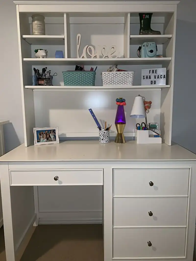 مدل میز تحریر و کتابخانه مدرن