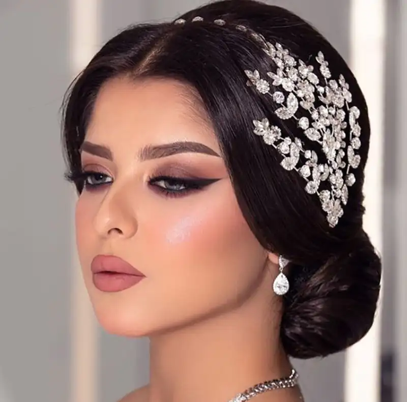 مدل شینیون با موی مشکی