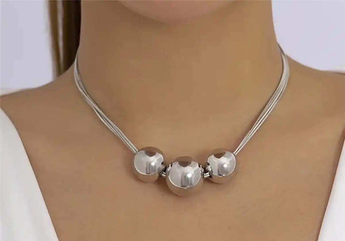 گردنبند نقره گوی دار