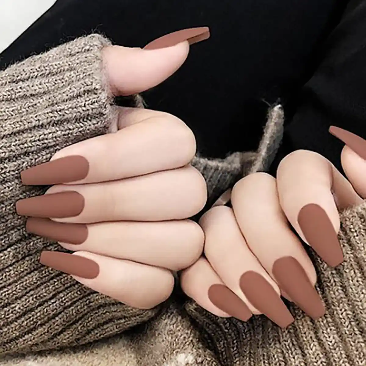 ناخن با رنگهای مات