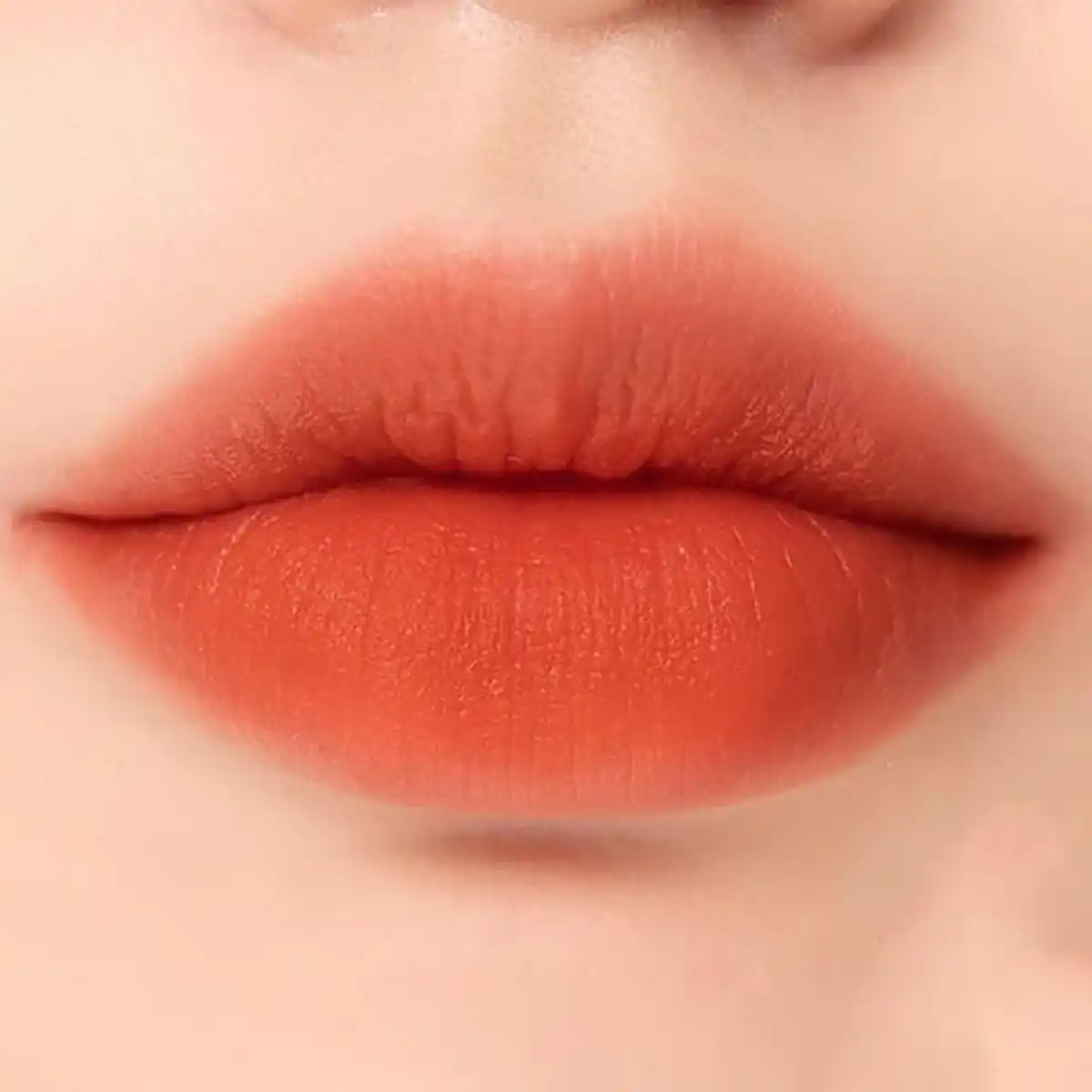 رنگ رژ لب مایع مات
