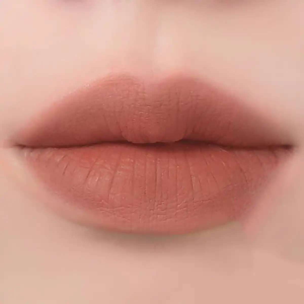 رنگ رژ لب مایع مات