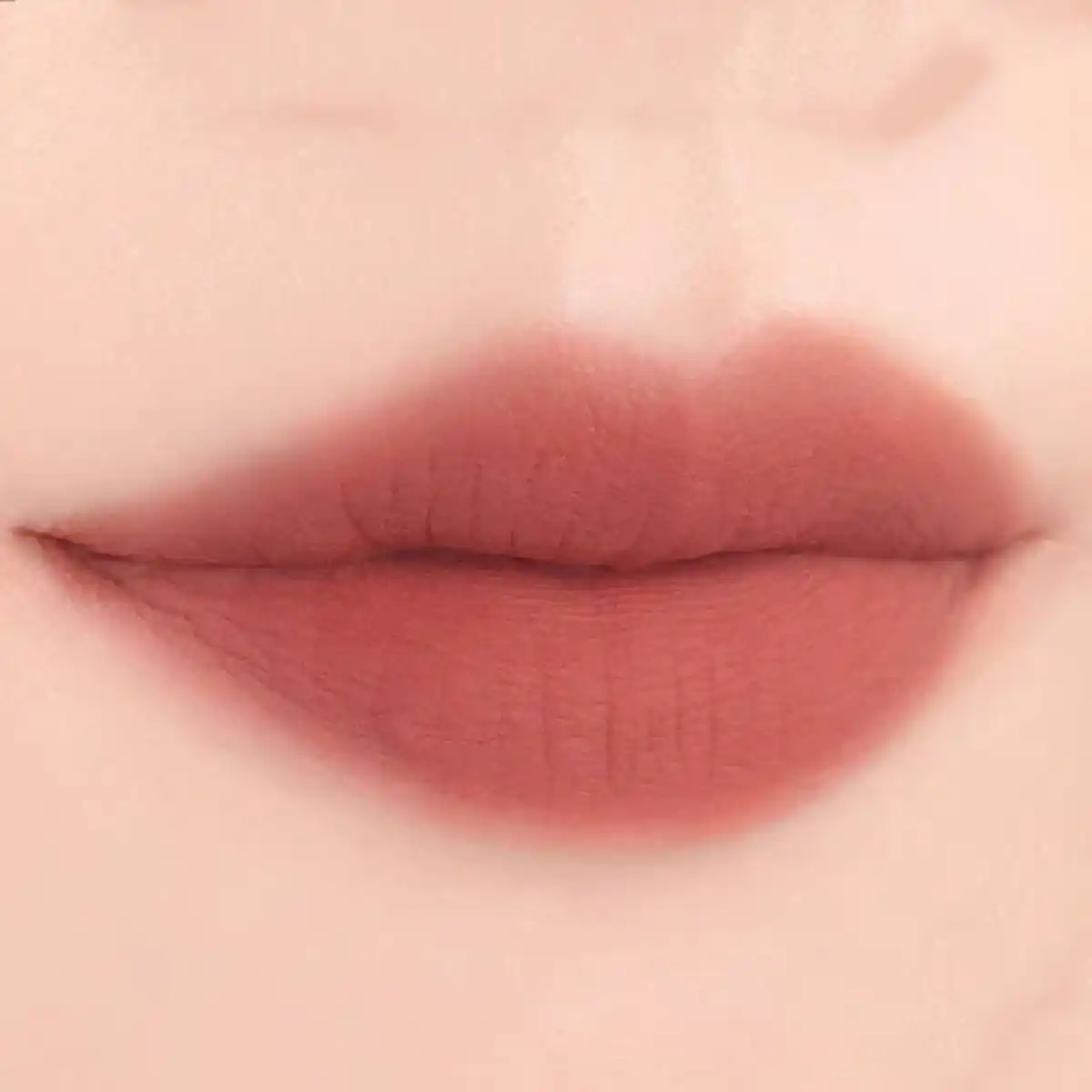 رنگ رژ لب مایع مات
