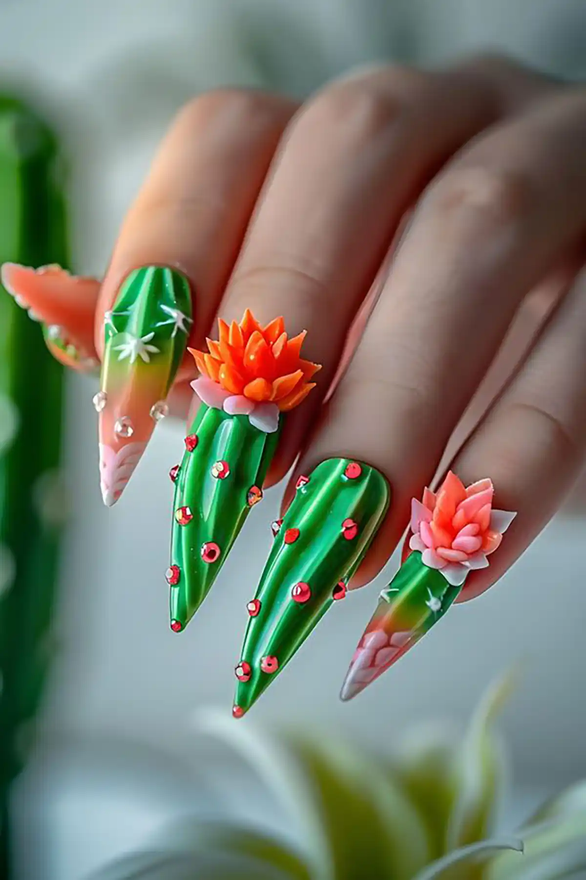 طراحی کاکتوس روی ناخن