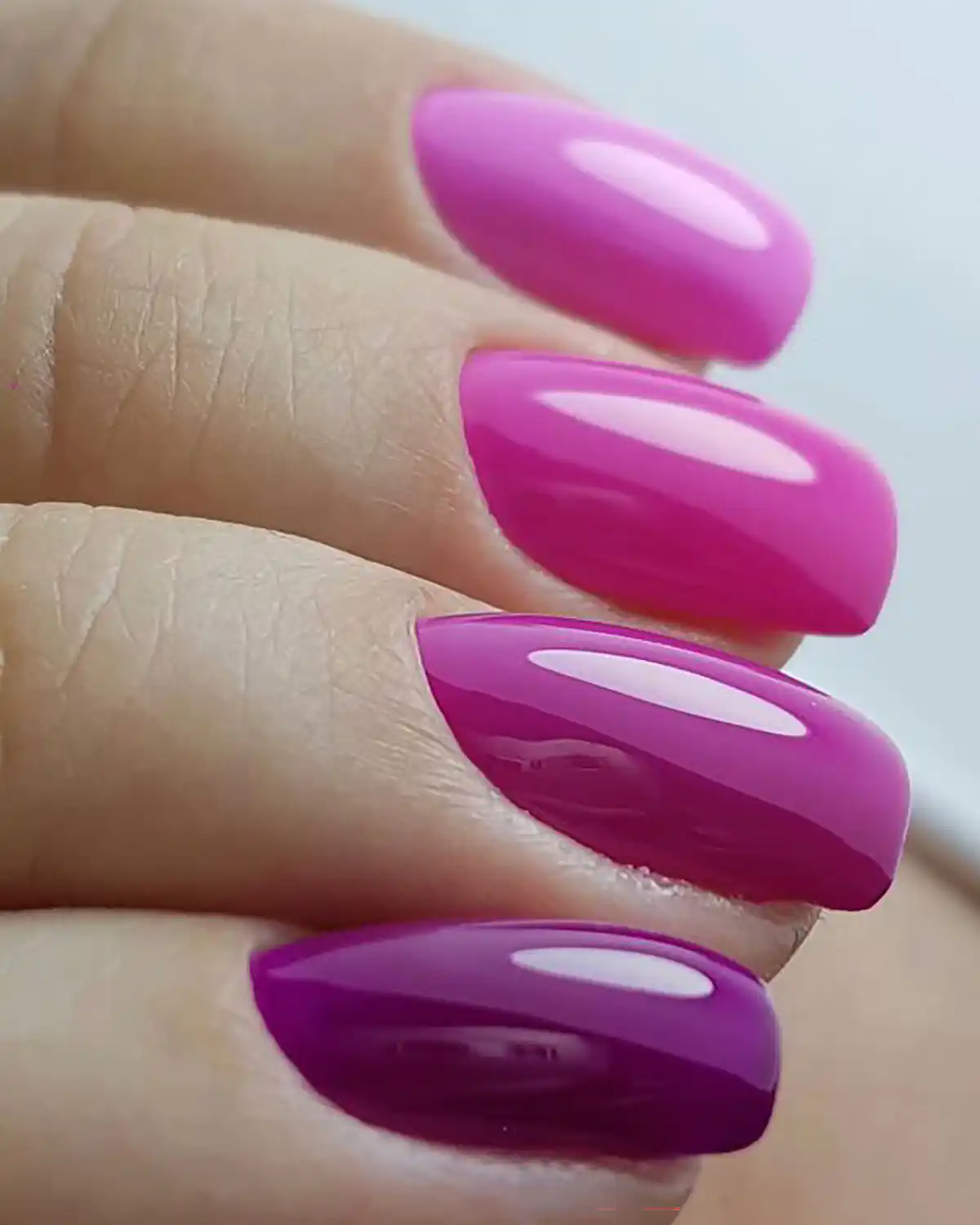 ژلیش ناخن رنگ جیغ
