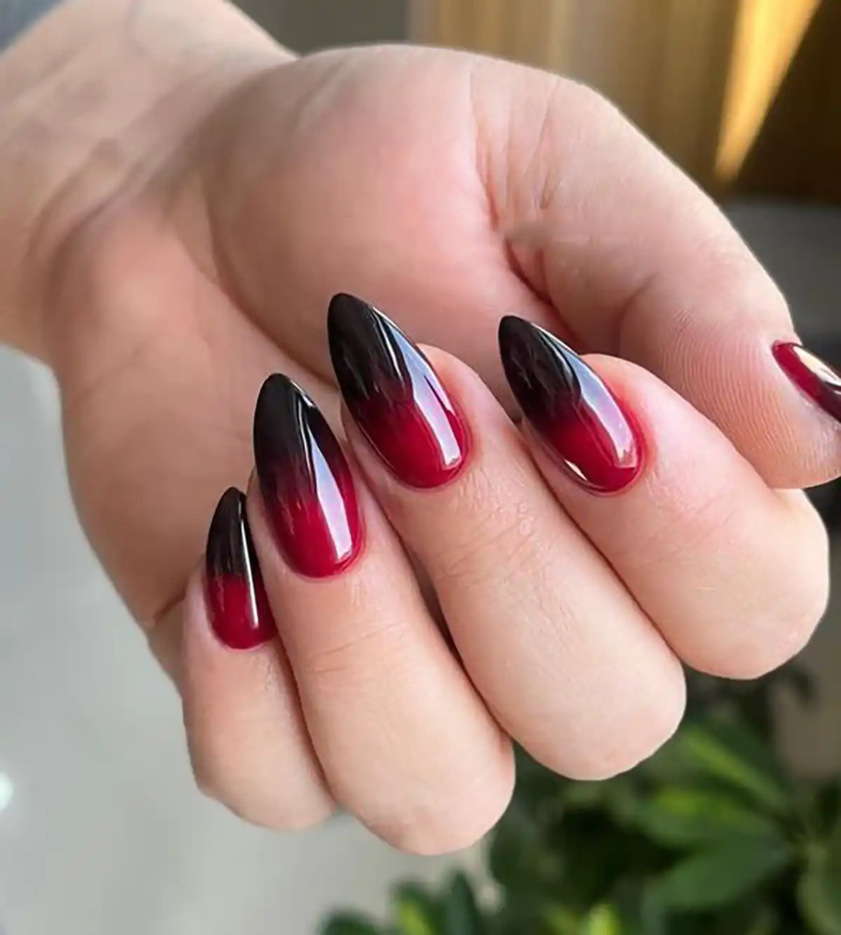 ژلیش ناخن رنگ جیغ