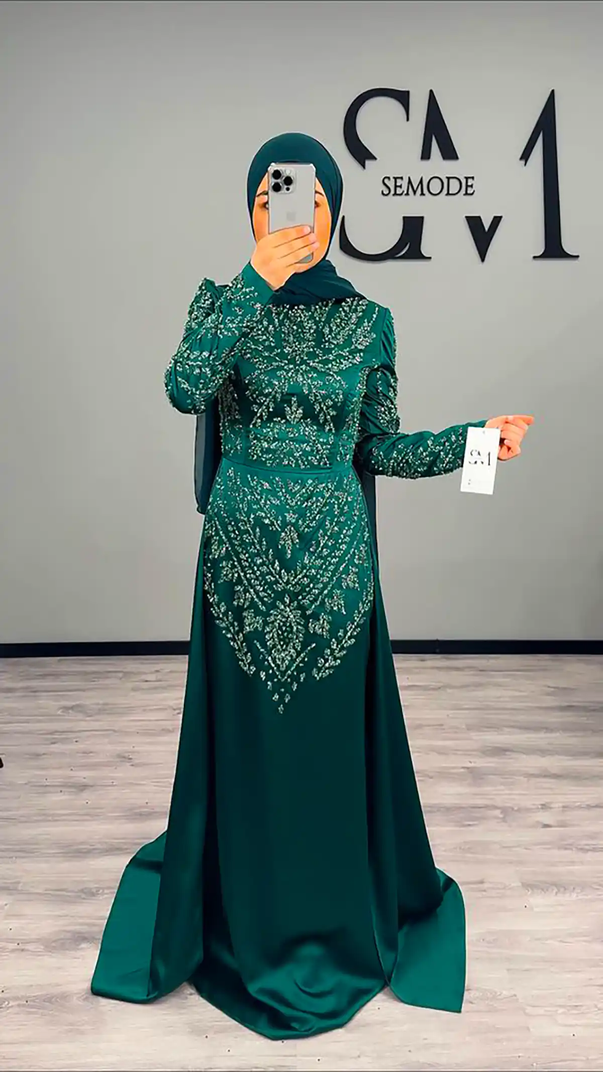 لباس مجلسی پوشیده و شیک زنانه