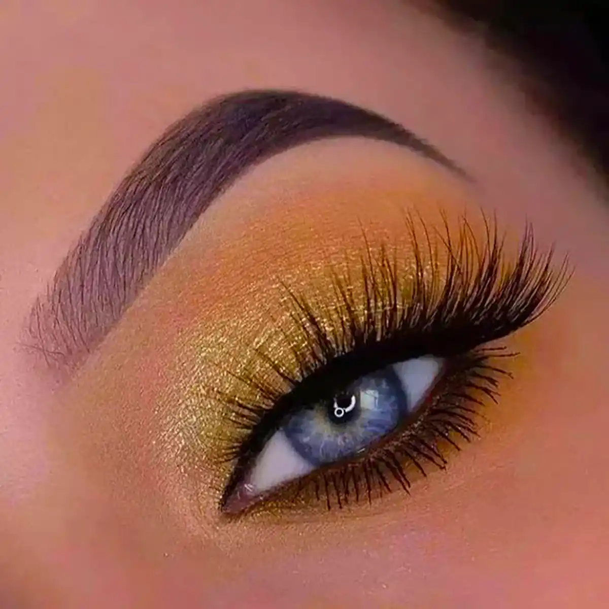 میکاپ چشم لوکس گلد