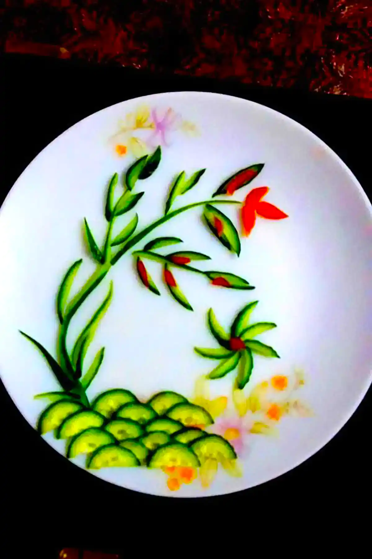 گارنیش جذاب بشقاب