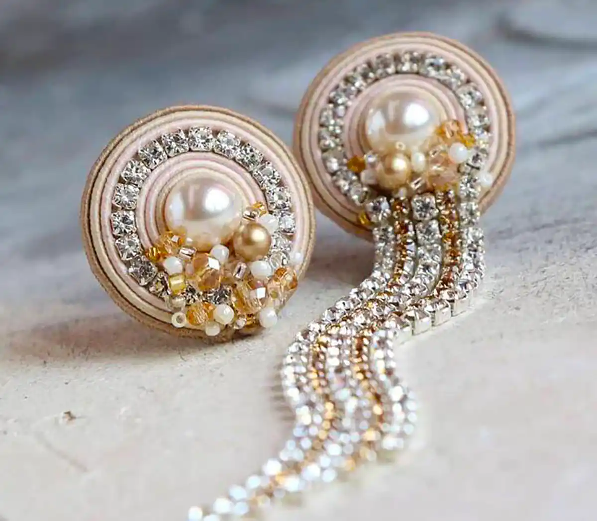 گوشواره دست ساز جذاب