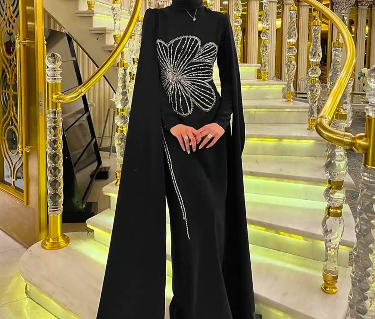 لباس مجلسی پوشیده زنانه