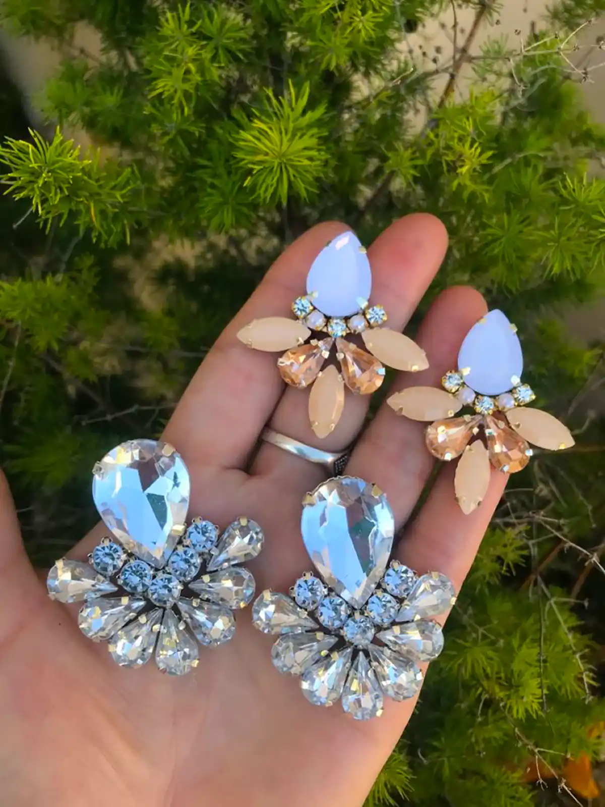 گوشواره جواهر دوزی شده جذاب