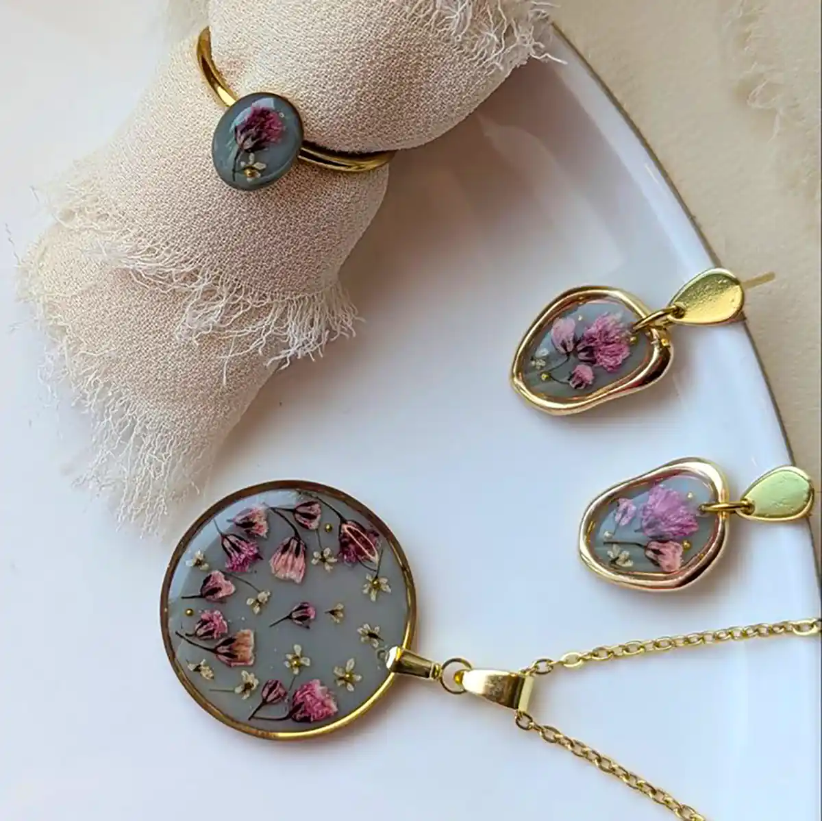نیم ست شیک رزین
