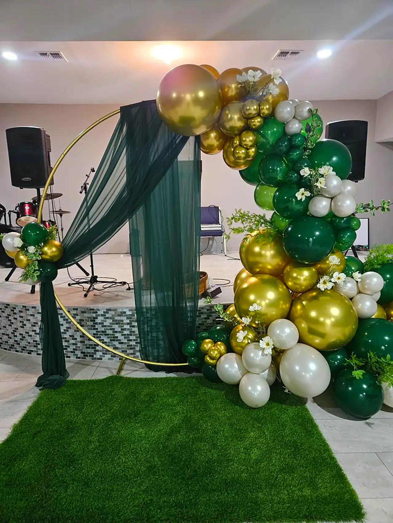 بک دراپ شیک جشن