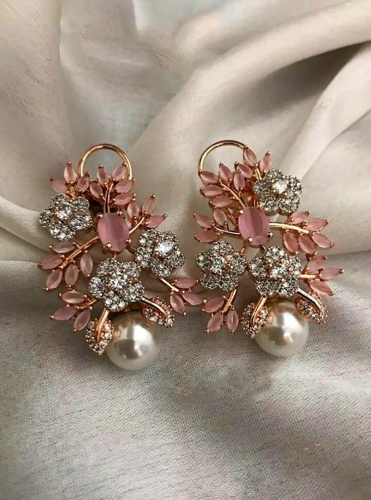 گوشواره شیک زنانه زیبا