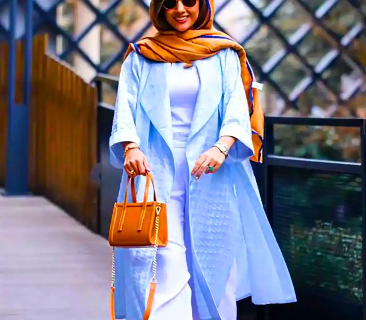 مانتو لاکچری زنانه ۱۴۰۴