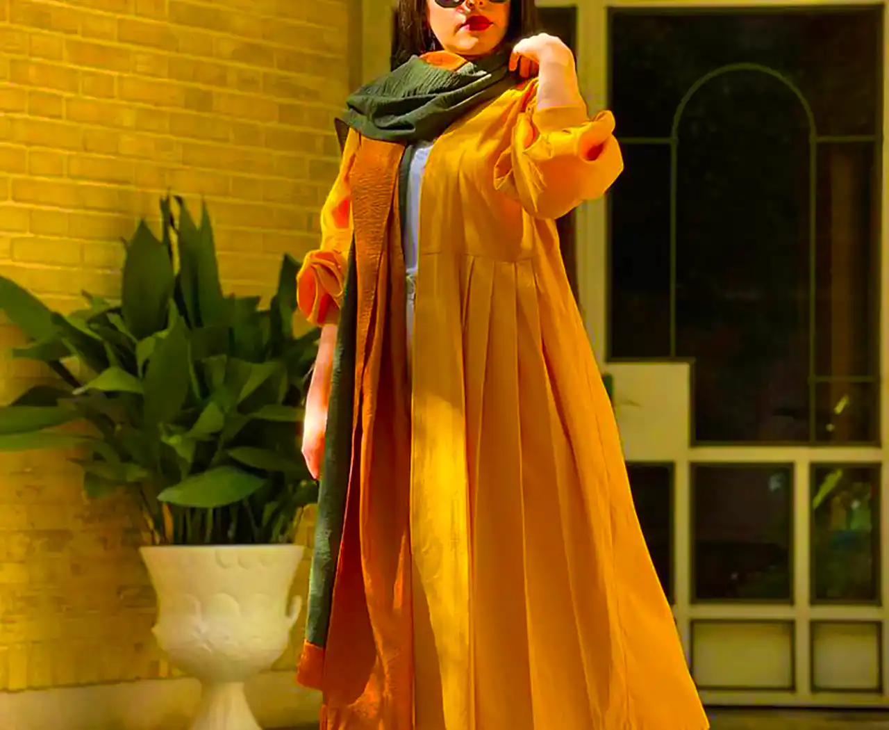 مانتو لاکچری زنانه ۱۴۰۴