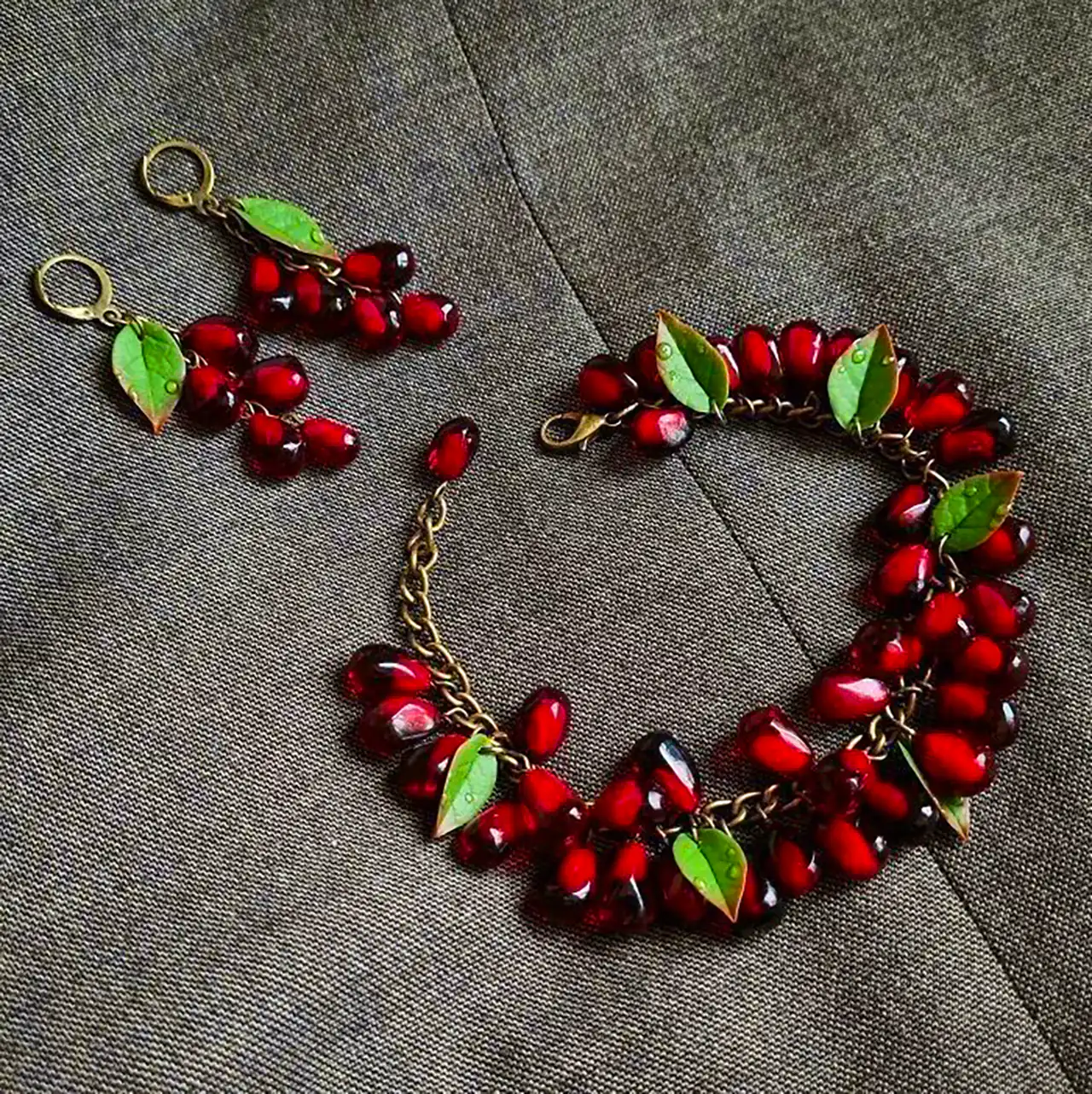 گوشواره فانتزی طرح انار