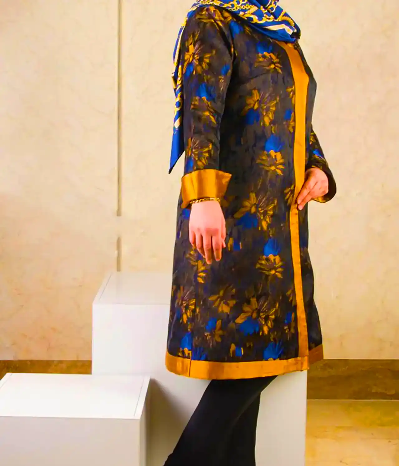مانتو لاکچری زنانه