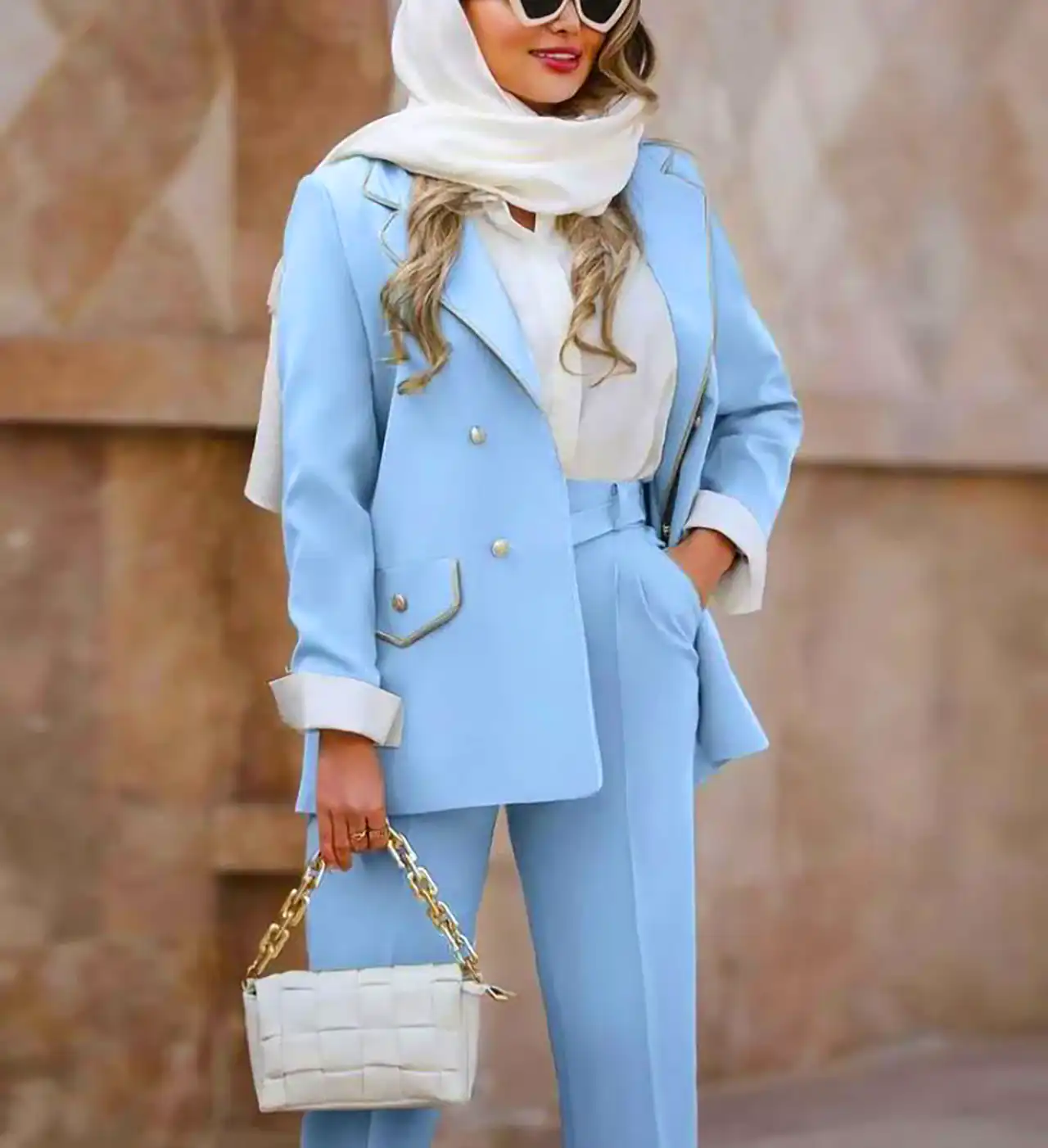 استایل زنانه با کت شلوار