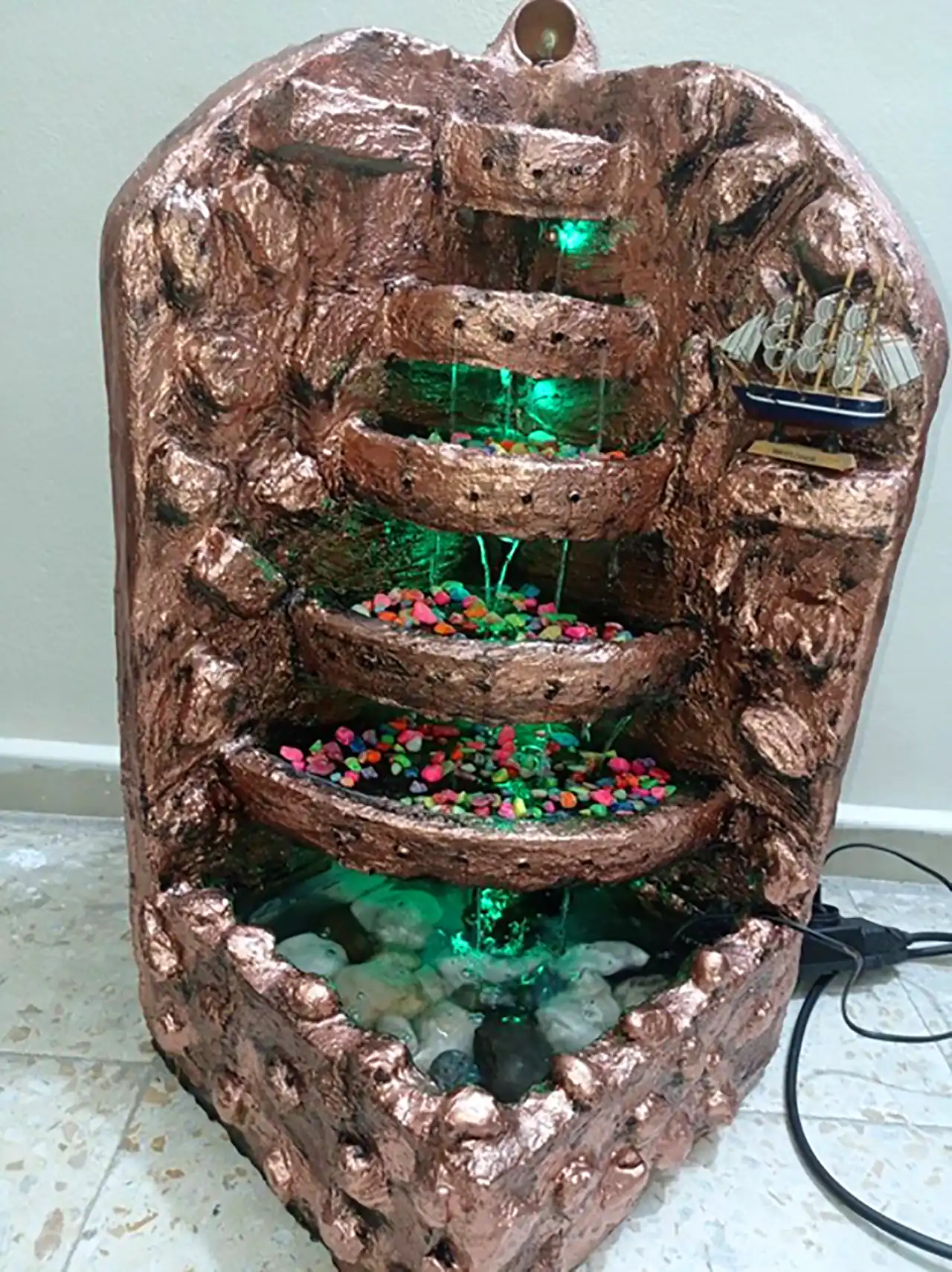 آبنمای رومیزی صخره ای مدرن و خاص