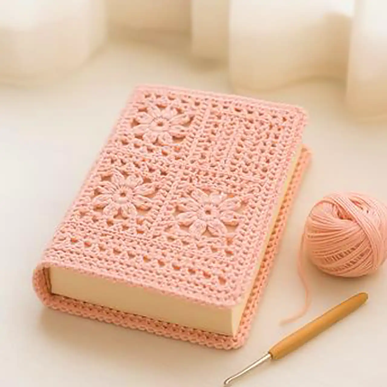 کاور کتاب قلاب بافی
