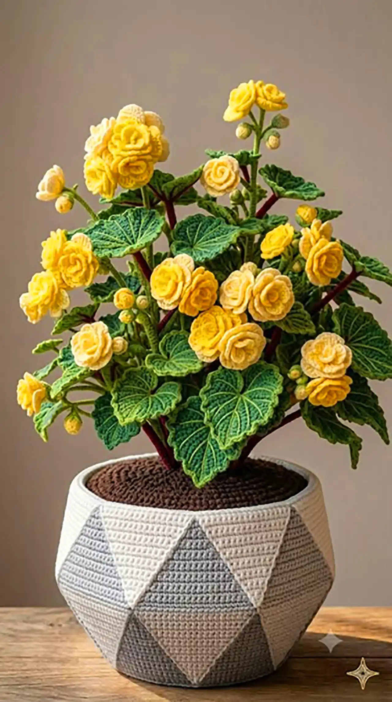 گلدان دستبافت خاص