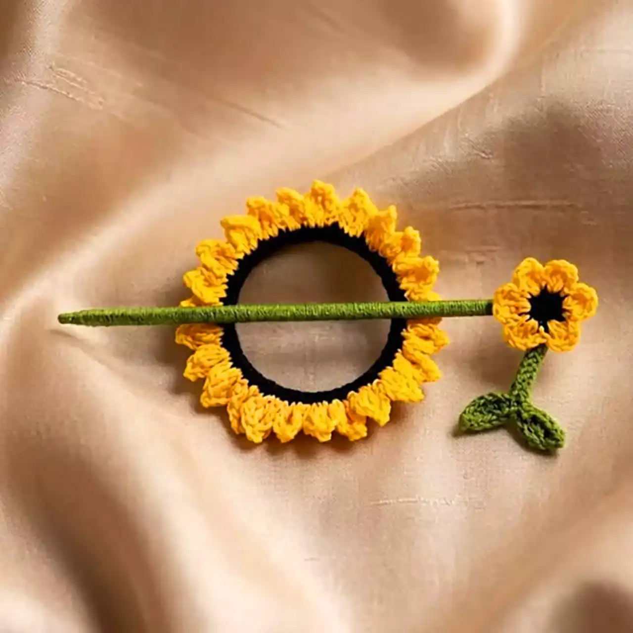 اکسسوری مو بافتنی زیبا