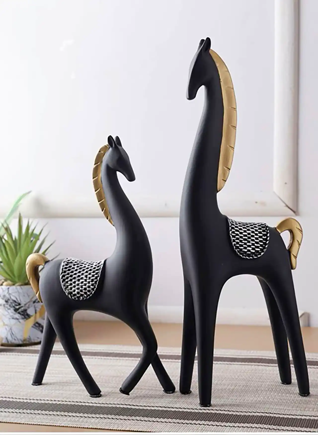 دکوری شیک رومیزی مشکی 