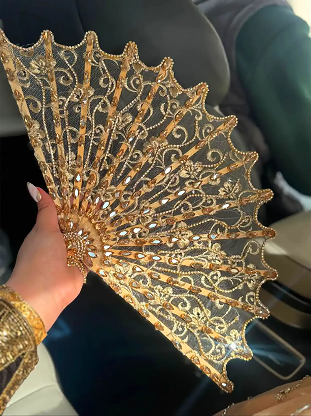 مدل بادبزن شیک برای عروس