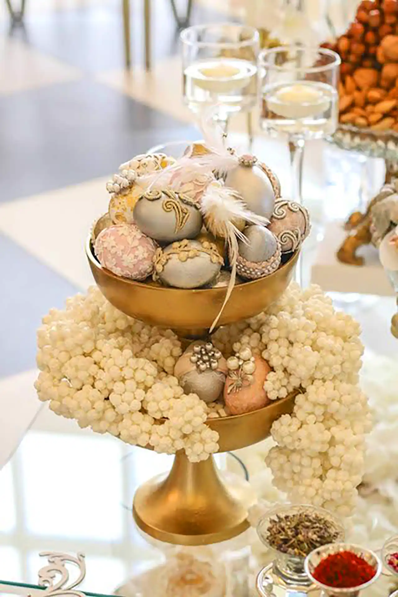 تزئینات شیک سفره عقد 
