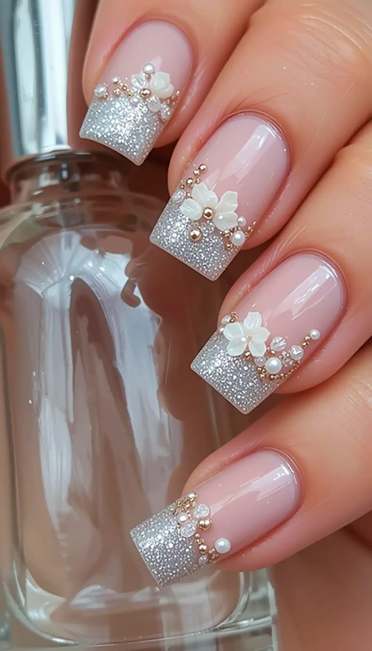 طرح ناخن سفید شیری