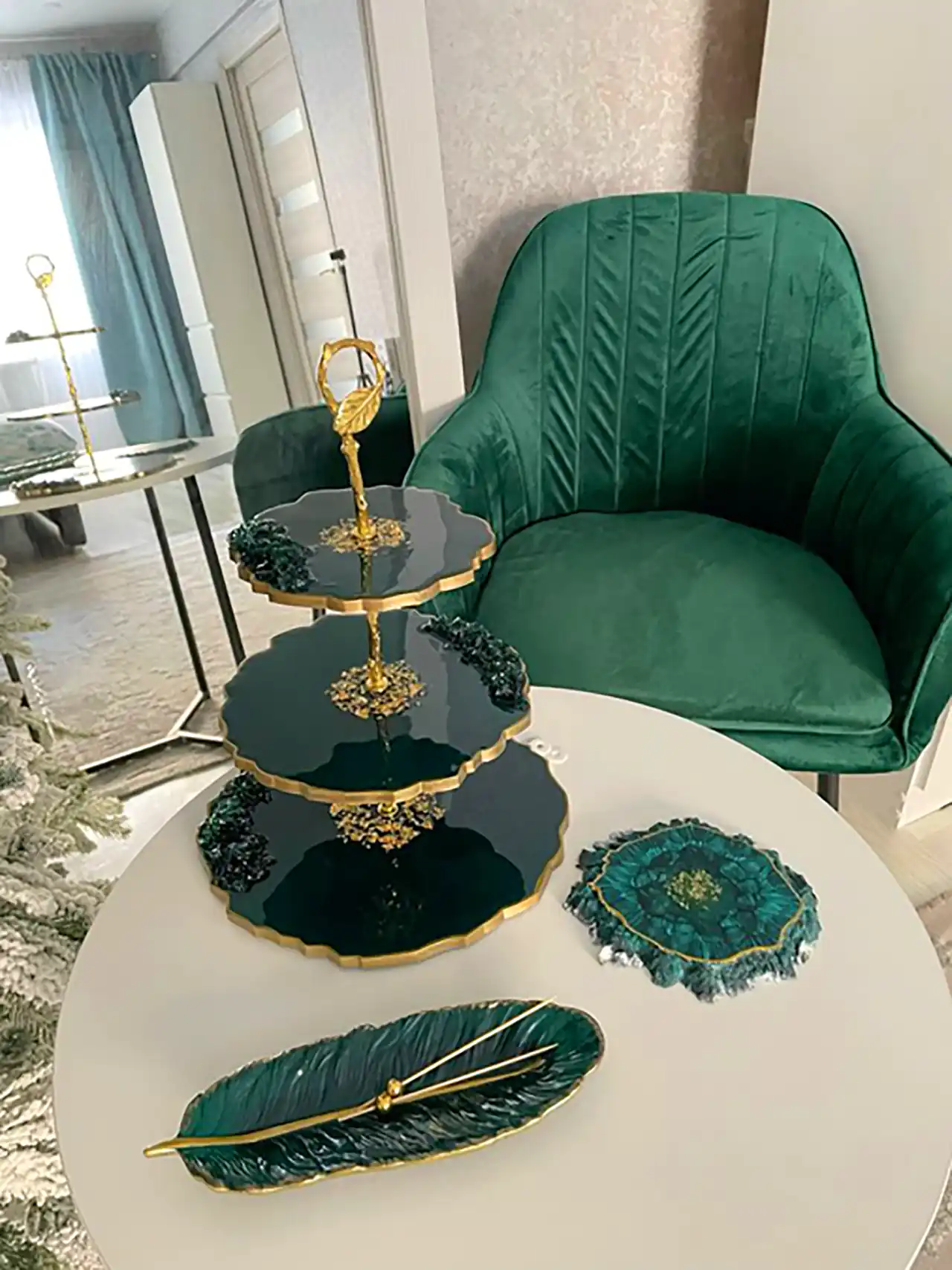 ظروف پذیرایی رزینی شیک